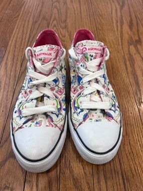 Airwalk White Multicolor Graphic Low-Top Sneakers